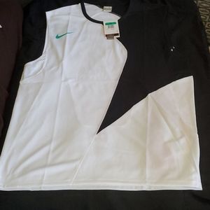 💚Black/white workout tank